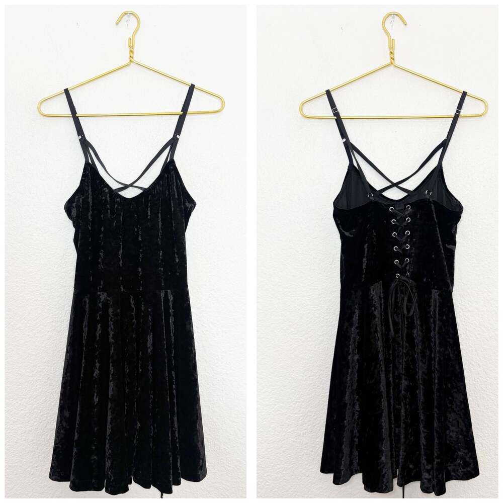 Lip Service Black Velvet Lace Up Back Skater Mini Dress Size Medium Vintage Emo